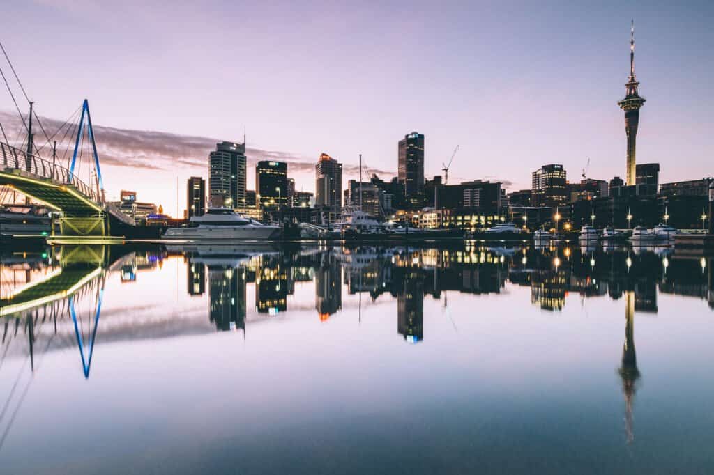 Auckland, una de las 3 ciudades de Nueva Zelanda para estudiar inglés y disfrutar de sus playas